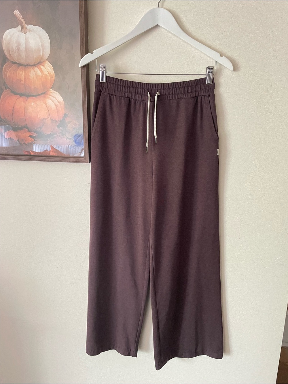 Vuori Halo Essential Wideleg Short Length Pants Java Heather Small